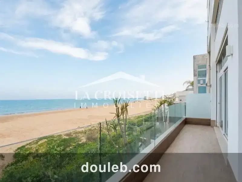 Duplex s3 avec vue sur mer à la marsa à Tunis