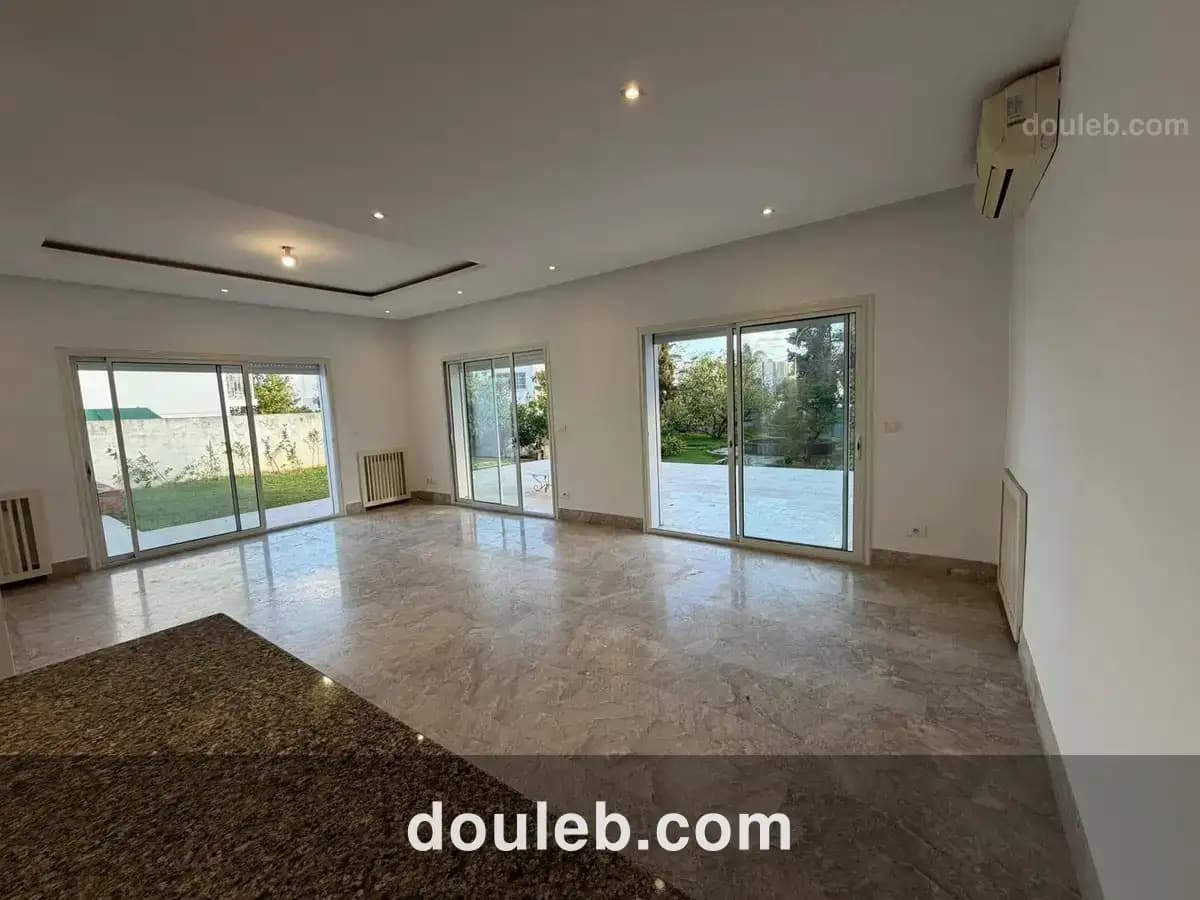 Villa mutuelle ville 3800 d à Tunis