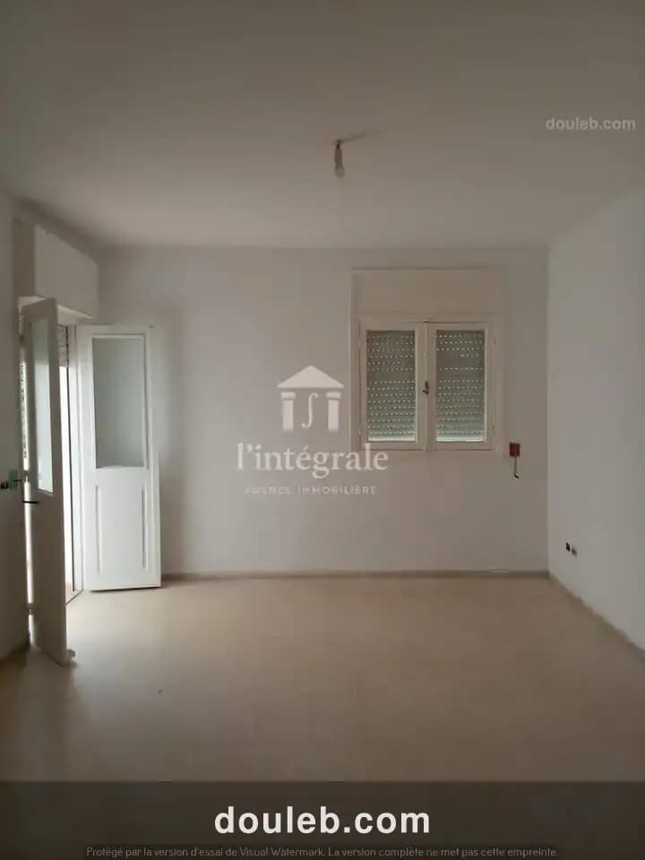 S2 au 1er éage menzah7 à Tunis