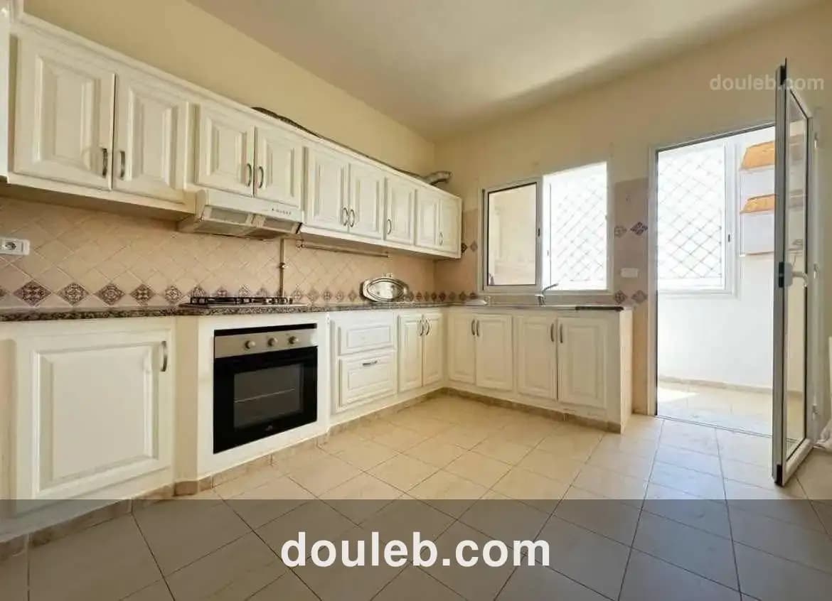 Rdc de villa s3 aux jardins d'el menzah 2 à Tunis