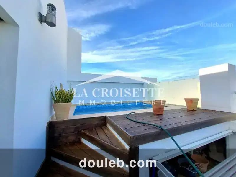 Triplex s4 avec piscine à gammarth ztrl0106 à Tunis