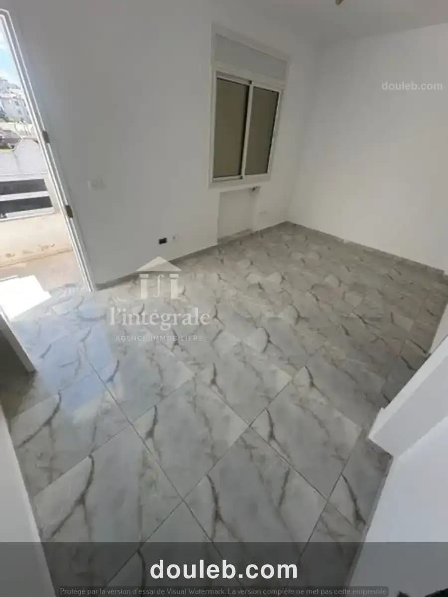 S1 récemment rénové à Tunis