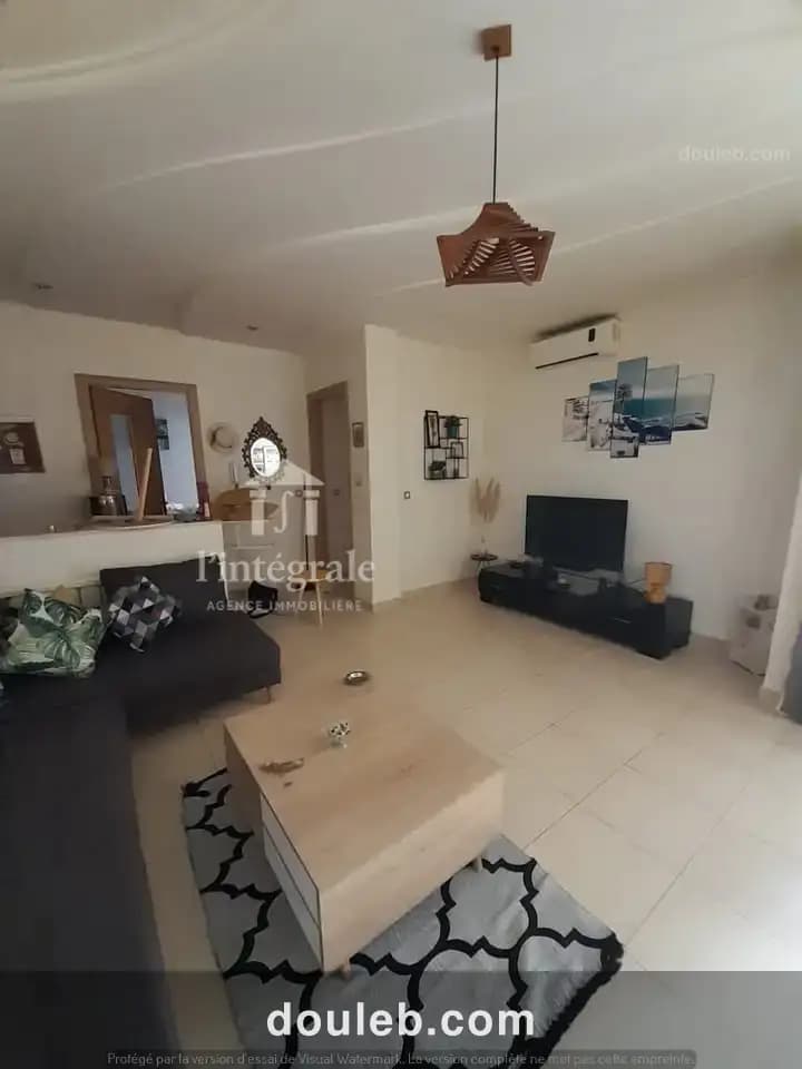 S2 richement meublé à Tunis