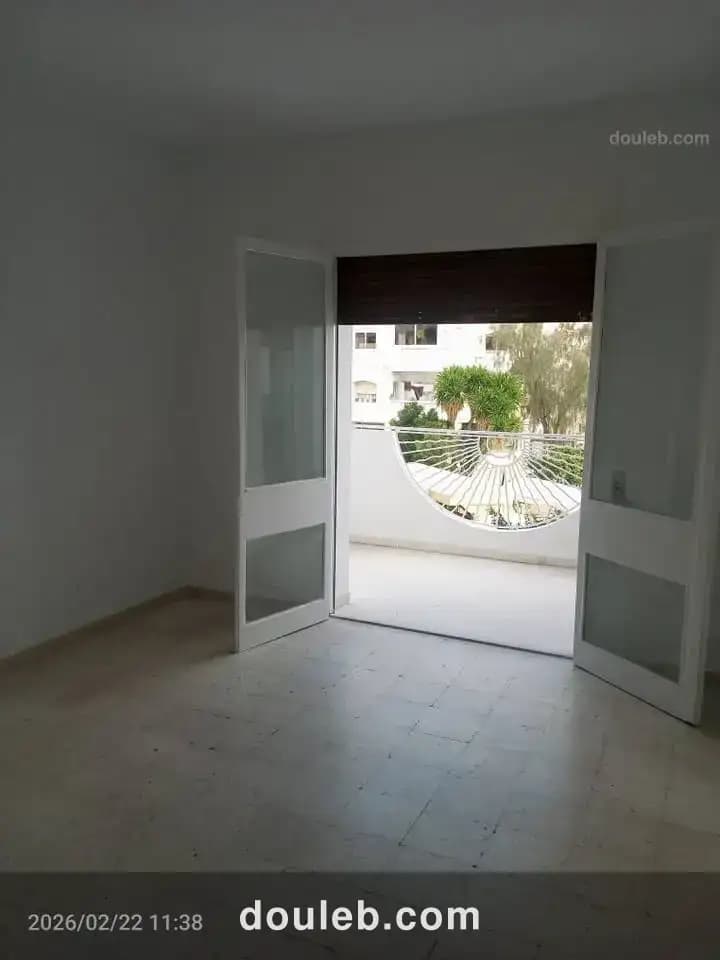 Un vaste et lumineux appartement s3 à manar2 à Tunis