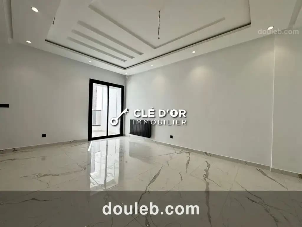 Un s2 moderne au jardin de carthage à Tunis