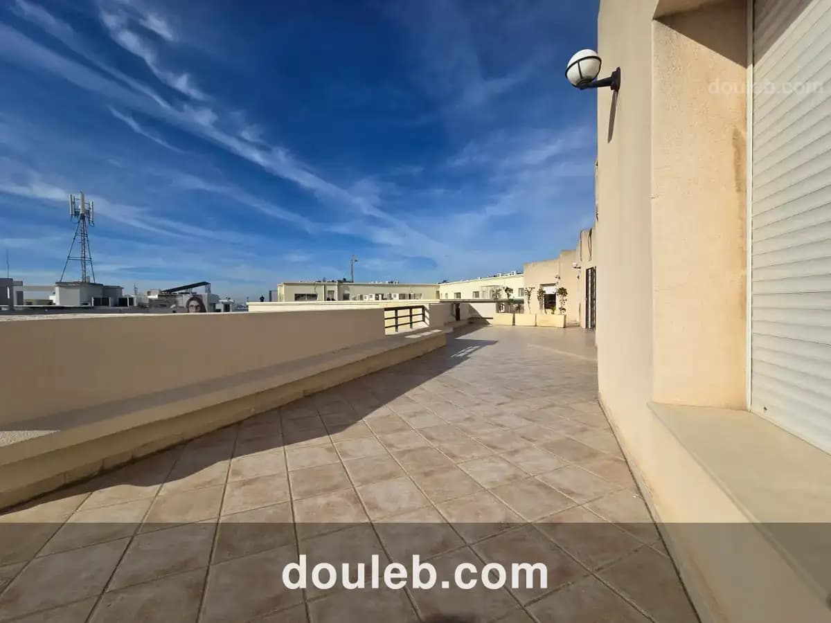 Appartement s1 pour usage bureautique à Tunis