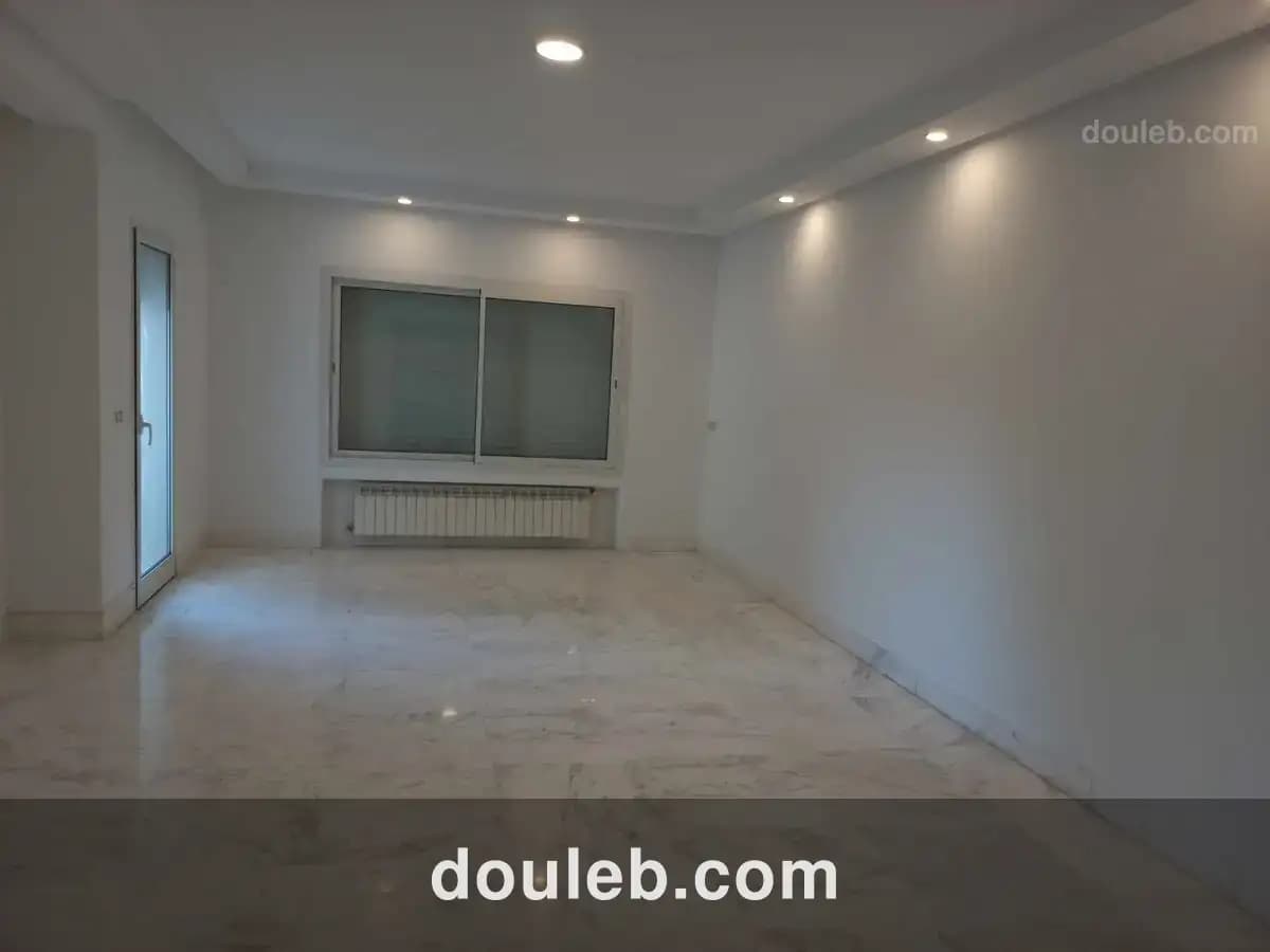 App spacieux s2 pas loin du closerie ain zaghouan à Tunis