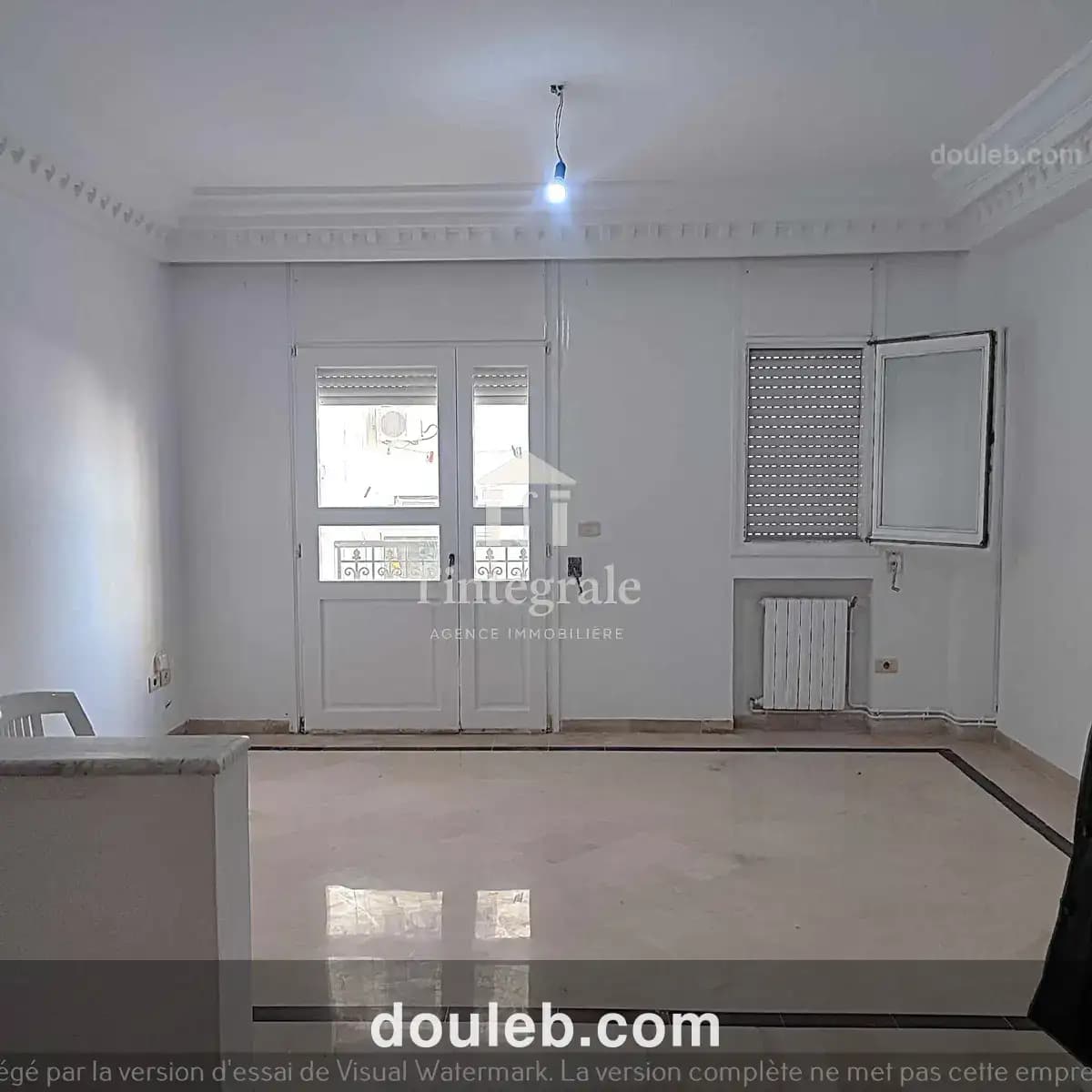 Appartement s2 près du lycée à Tunis