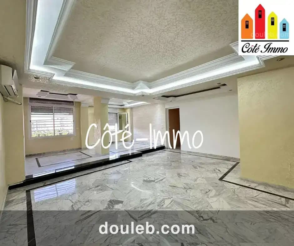 Appartement s3 hst à boumhal à Tunis