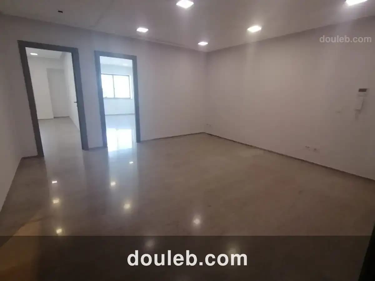 Bureau 2 pieces au lac 2 à Tunis