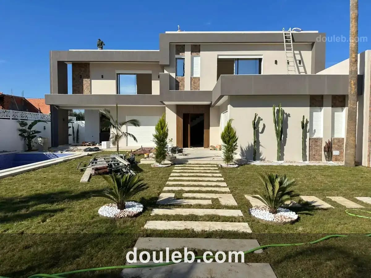 Une charmante villa 750m2 de terrain à Tunis