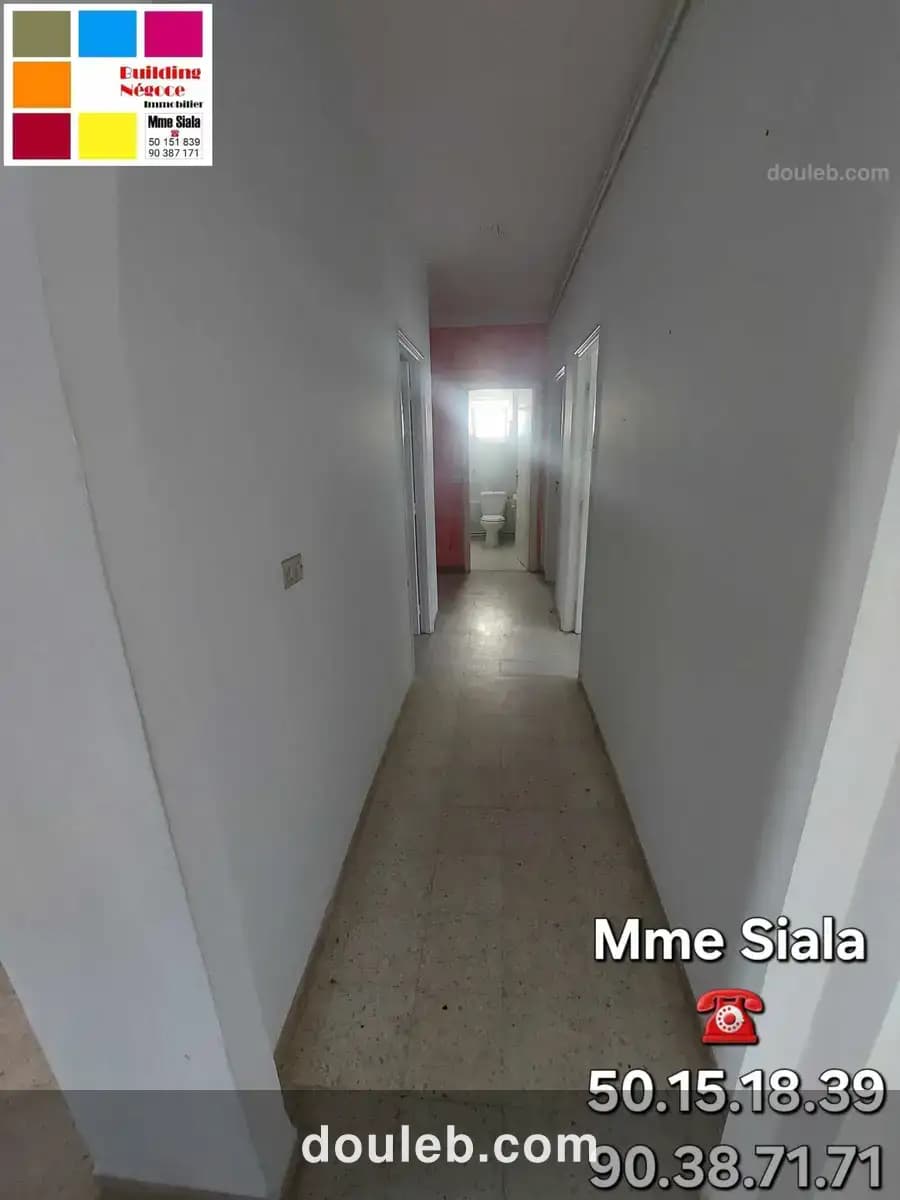 Riadh el andalous spacieux appt s4 bien situé à Tunis