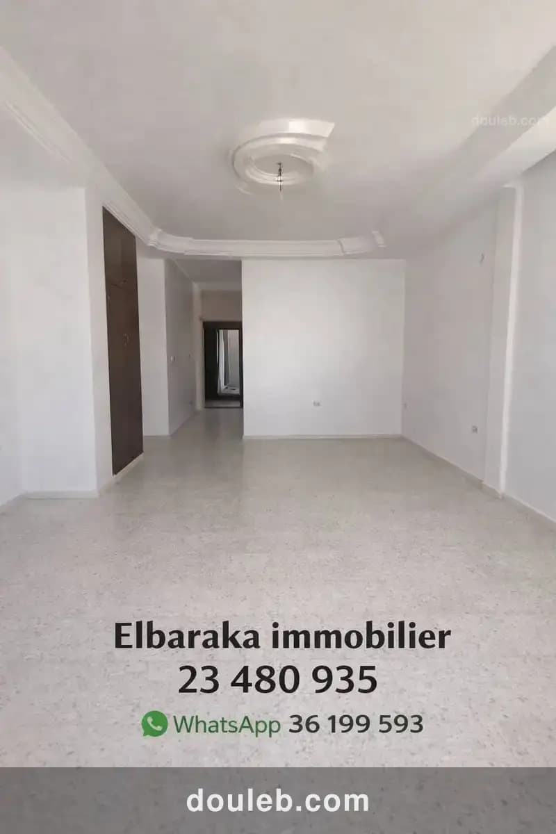 Appartement s3 a hammam chatt à Tunis