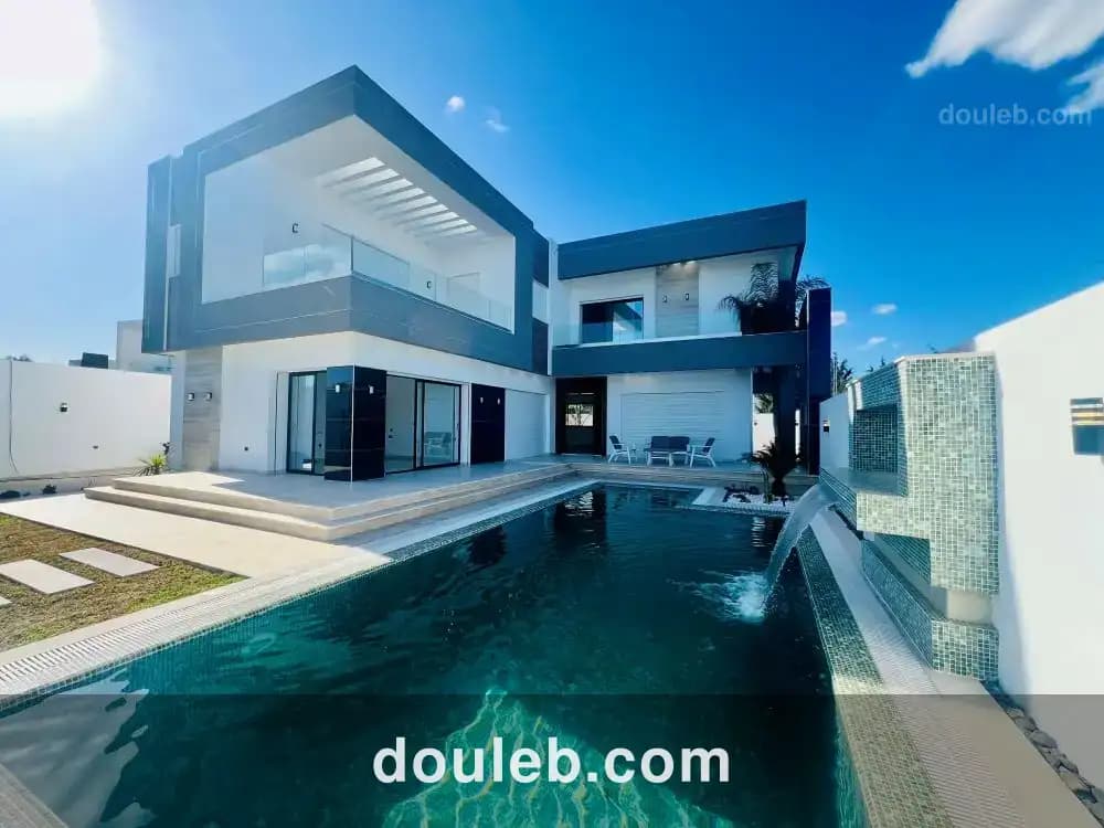 V605 villa turquoise belle villa à Tunis