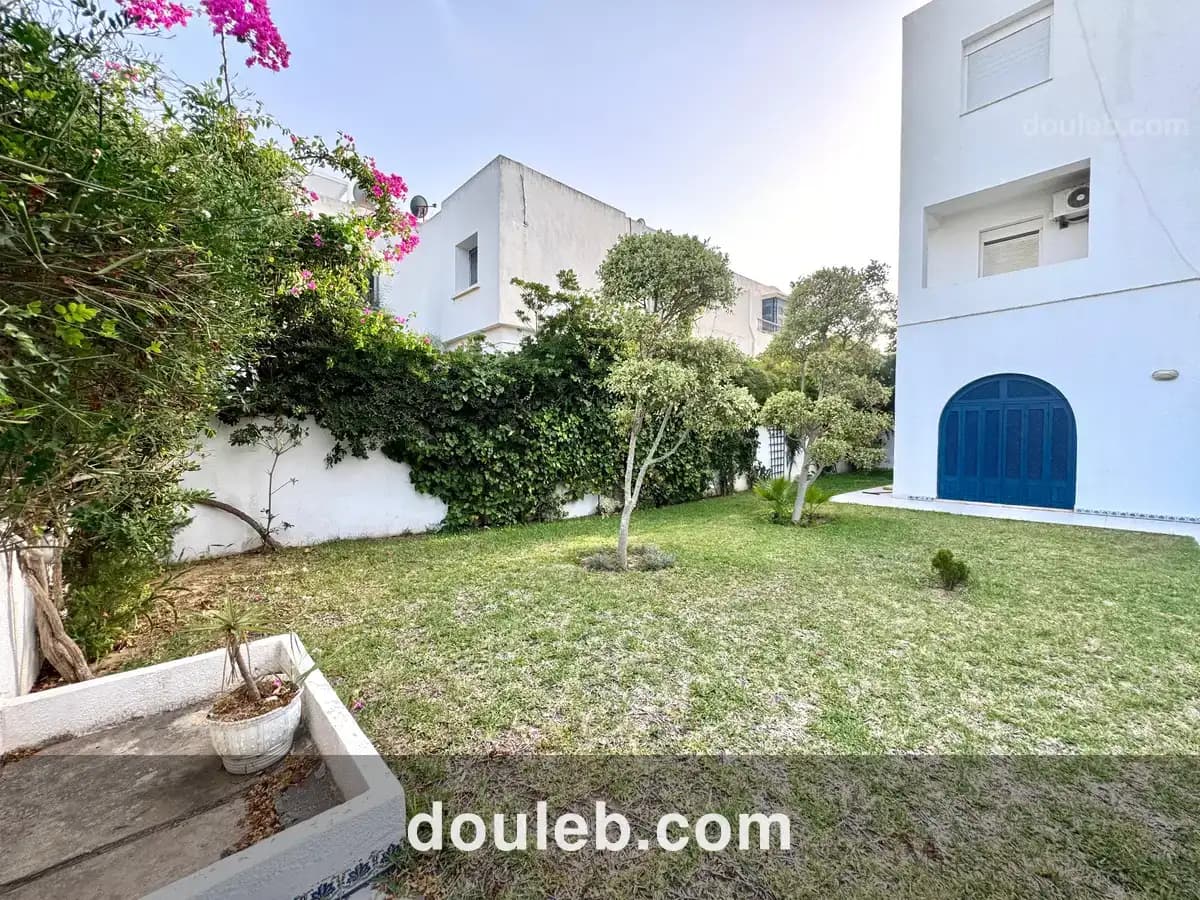 S1 meuble à gammarth à Tunis