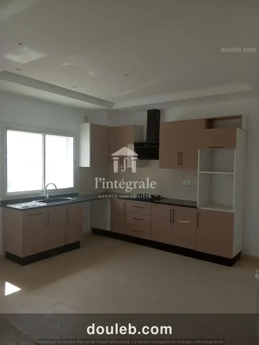 Un appartement s3 jamais habité à Tunis