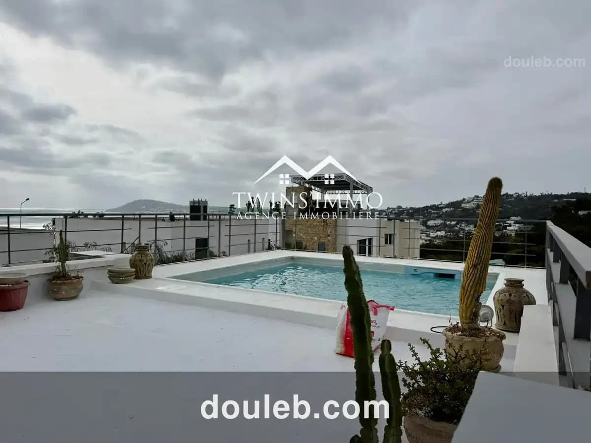 Triplex meublé avec piscine à gammarth à Tunis