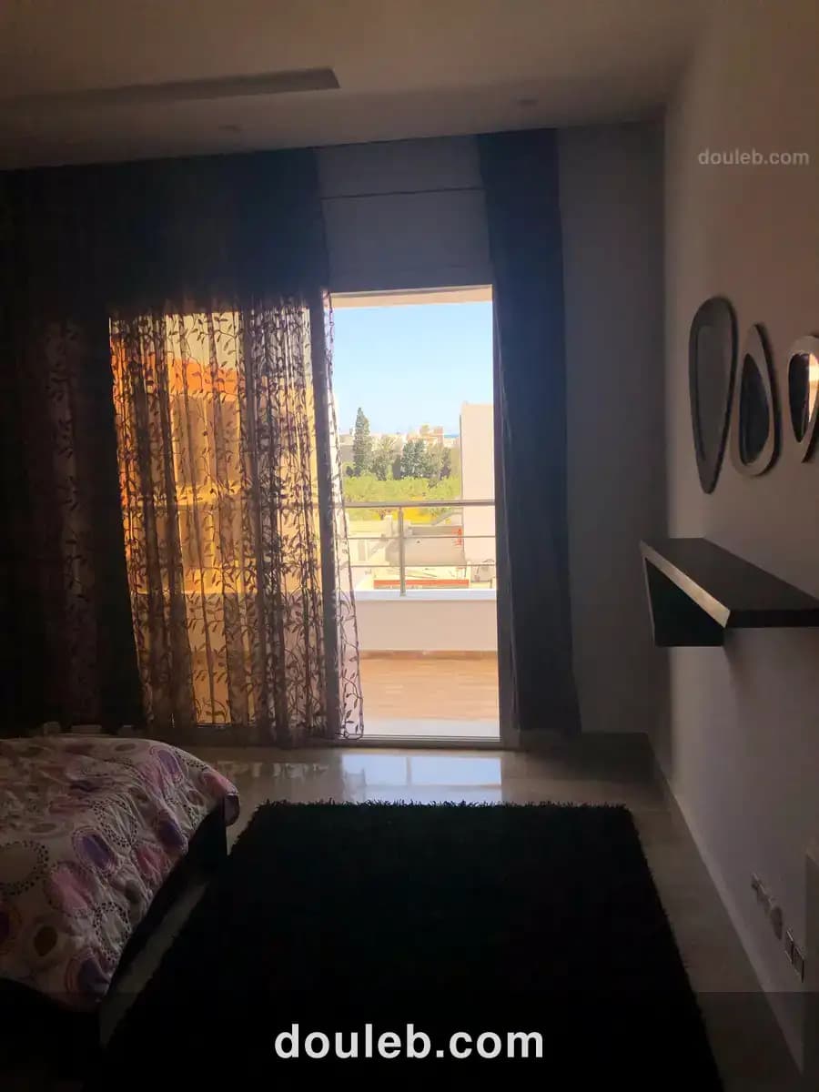 Etage village à Tunis