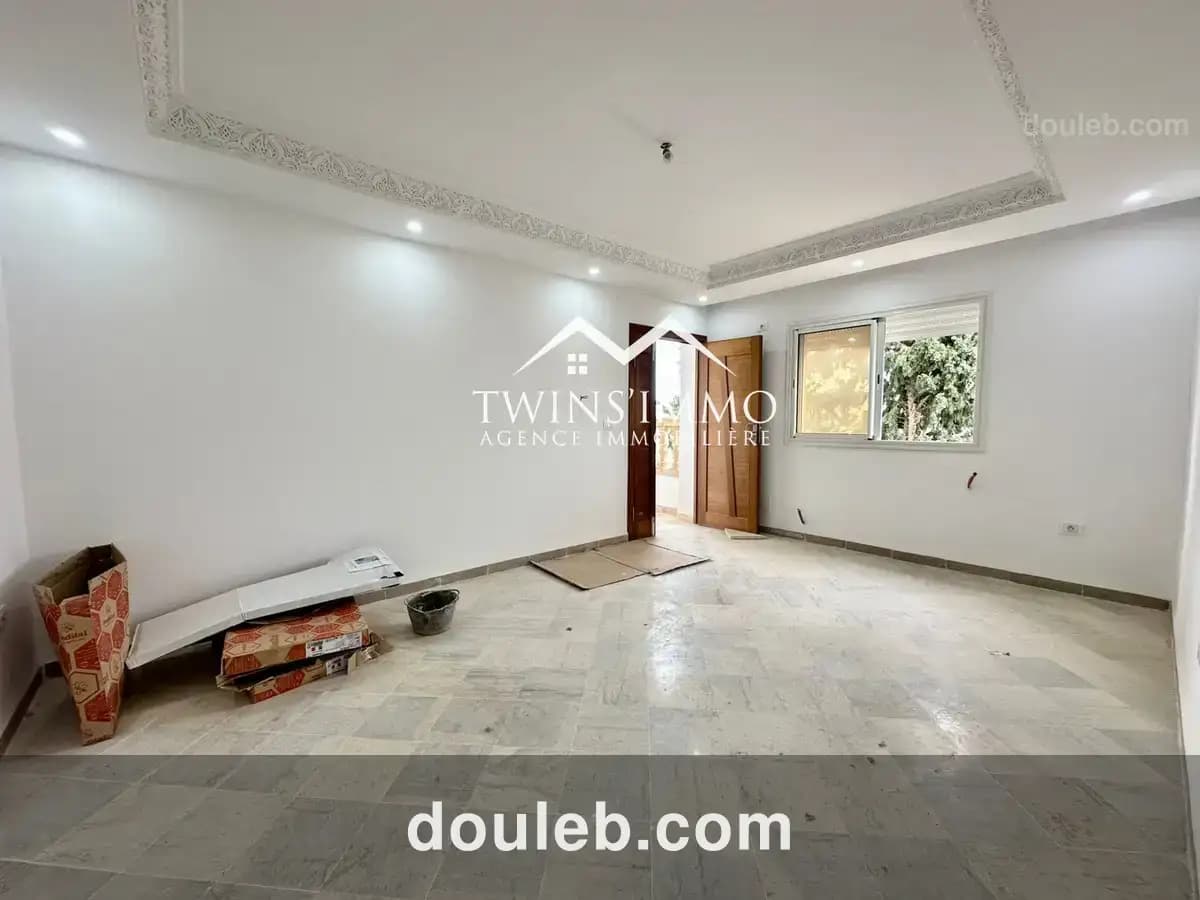 Appartement à bhar lazreg à Tunis
