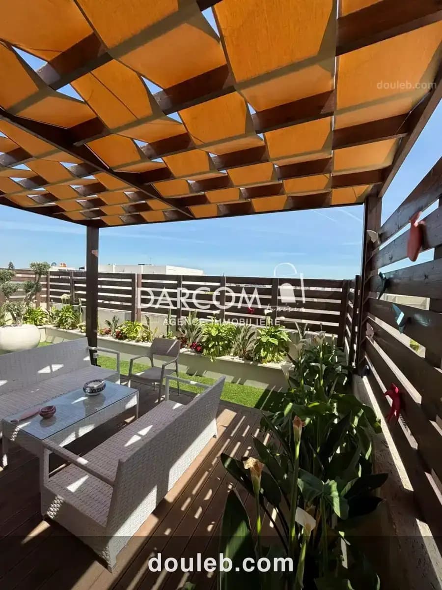 Villa jumelée avec piscine à Tunis