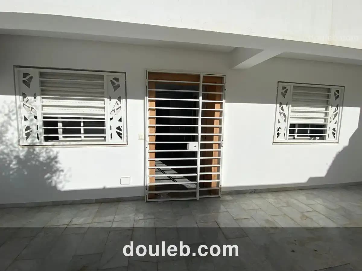 Joli duplex au riyadh andalus avec bon prix à Tunis