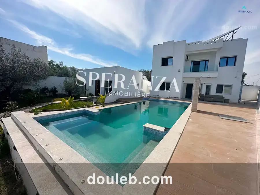 Villa olilia à Tunis