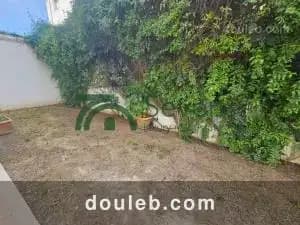 Appartement s2 avec jardin aux jardins ref459a à Tunis