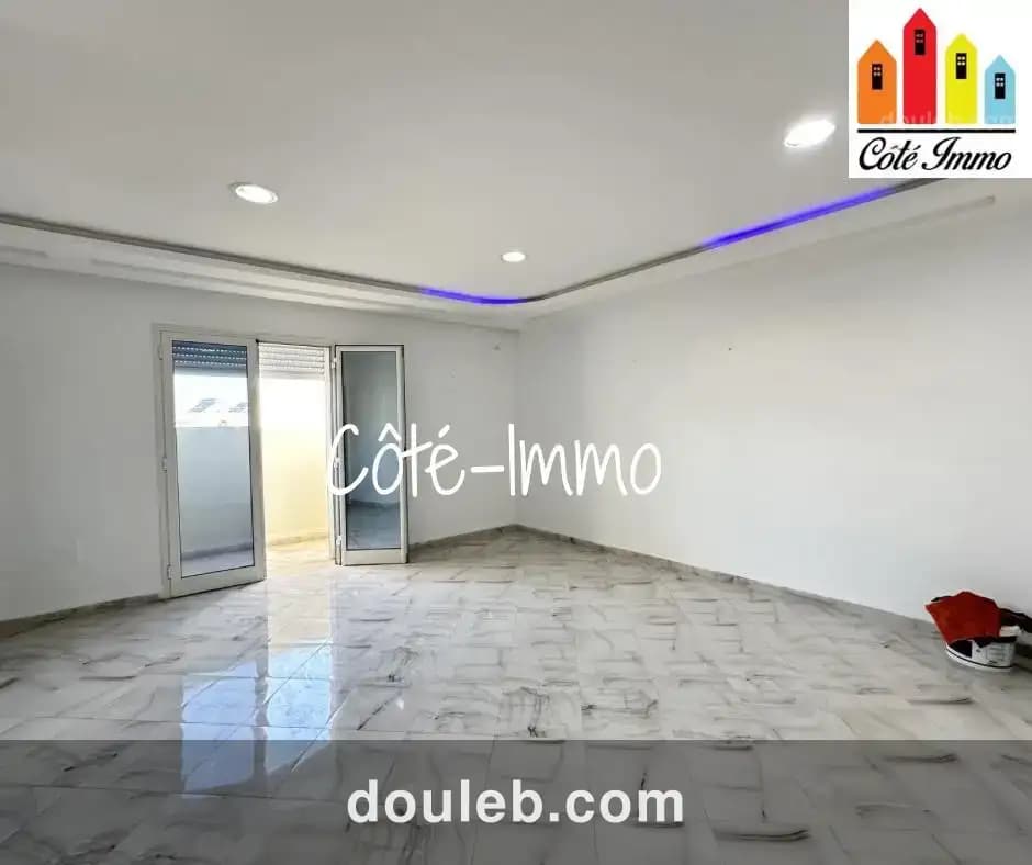 Bureau s1 à medina jedida à Tunis