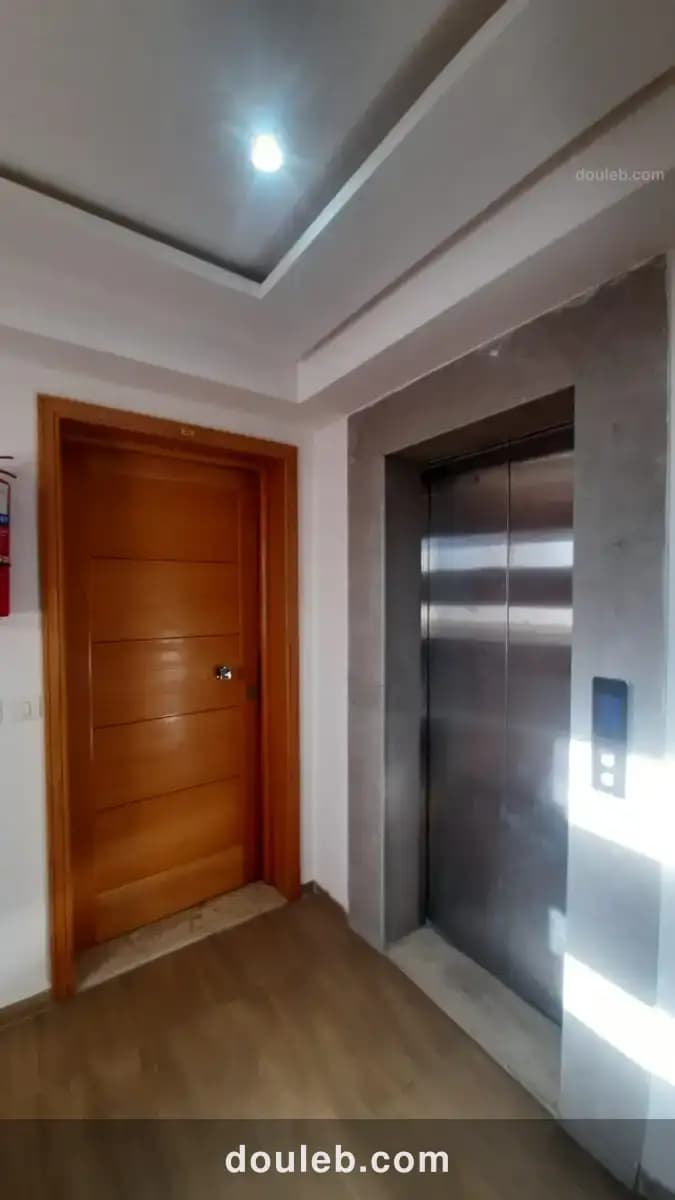 Loue local à usage professionnel à Tunis