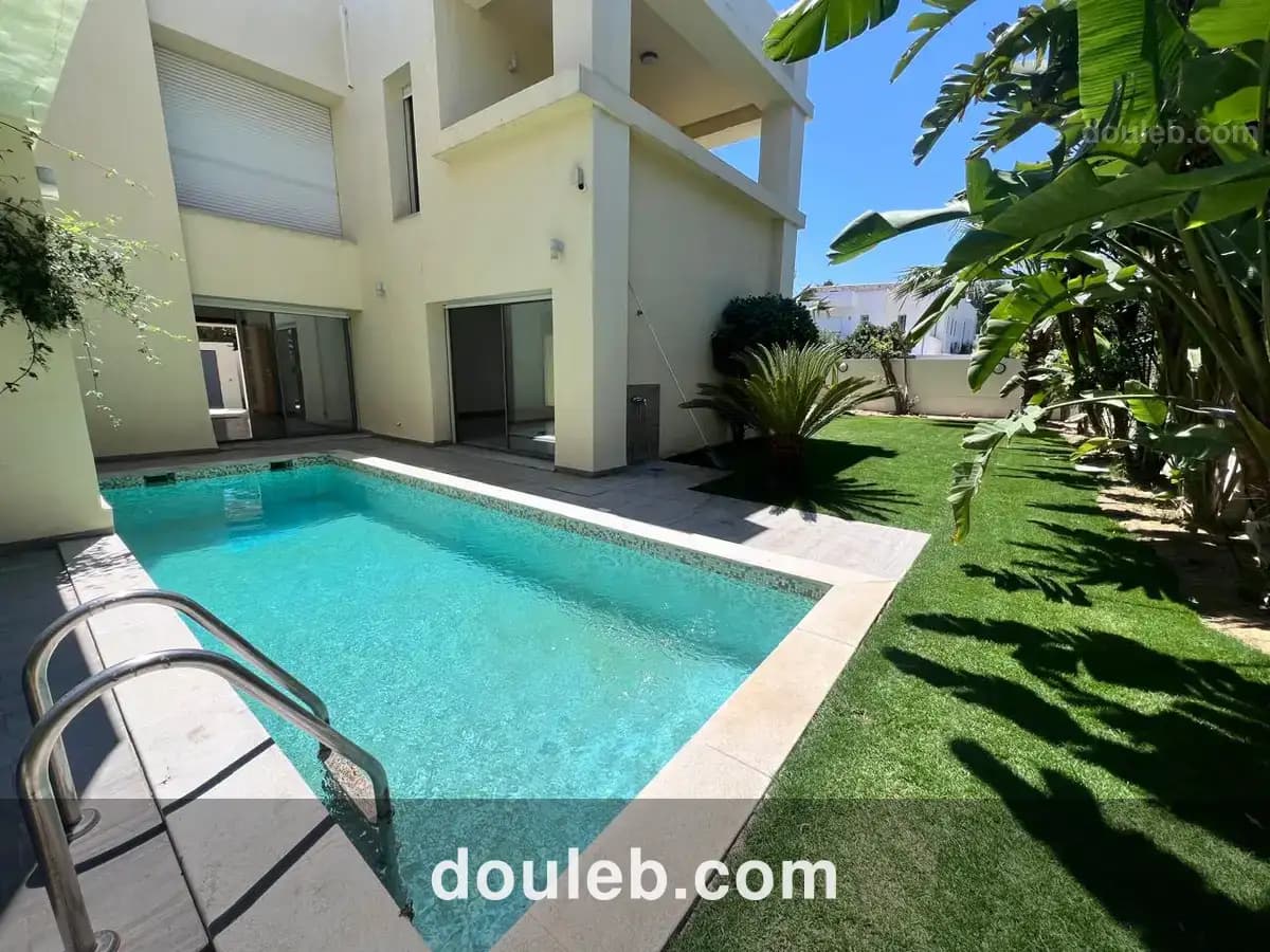 Une magnifique villa au jardins de carthage à Tunis