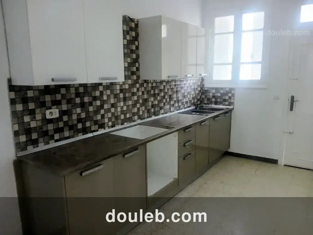 Joli étage de villa 1ére étage à Tunis