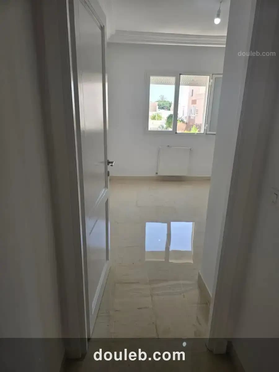 Av s1 la soukra à Tunis