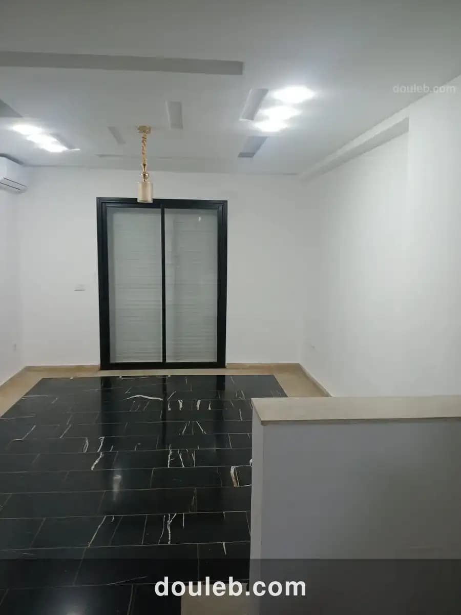 Appartement s2 à cité el wahat à Tunis