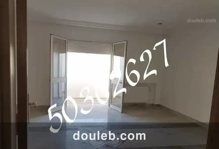 Étage de villa s plus 3 à chotrana 1 à Tunis