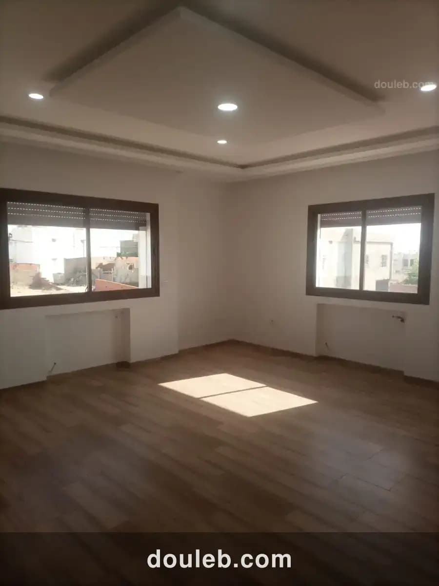 Joli appartement s2 jamis habitée à Tunis