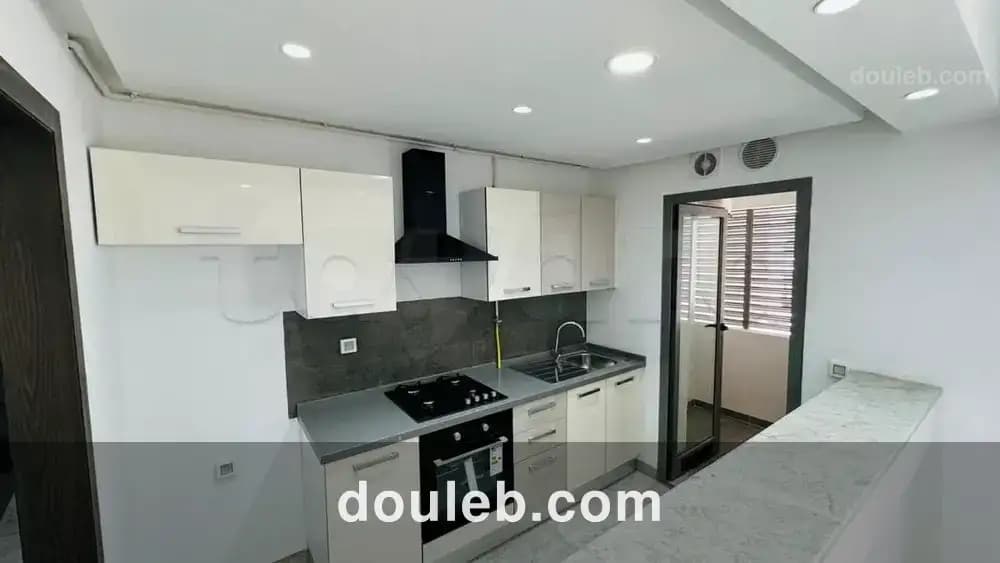 S plus 1 neuf haut standing avec ppss à Tunis