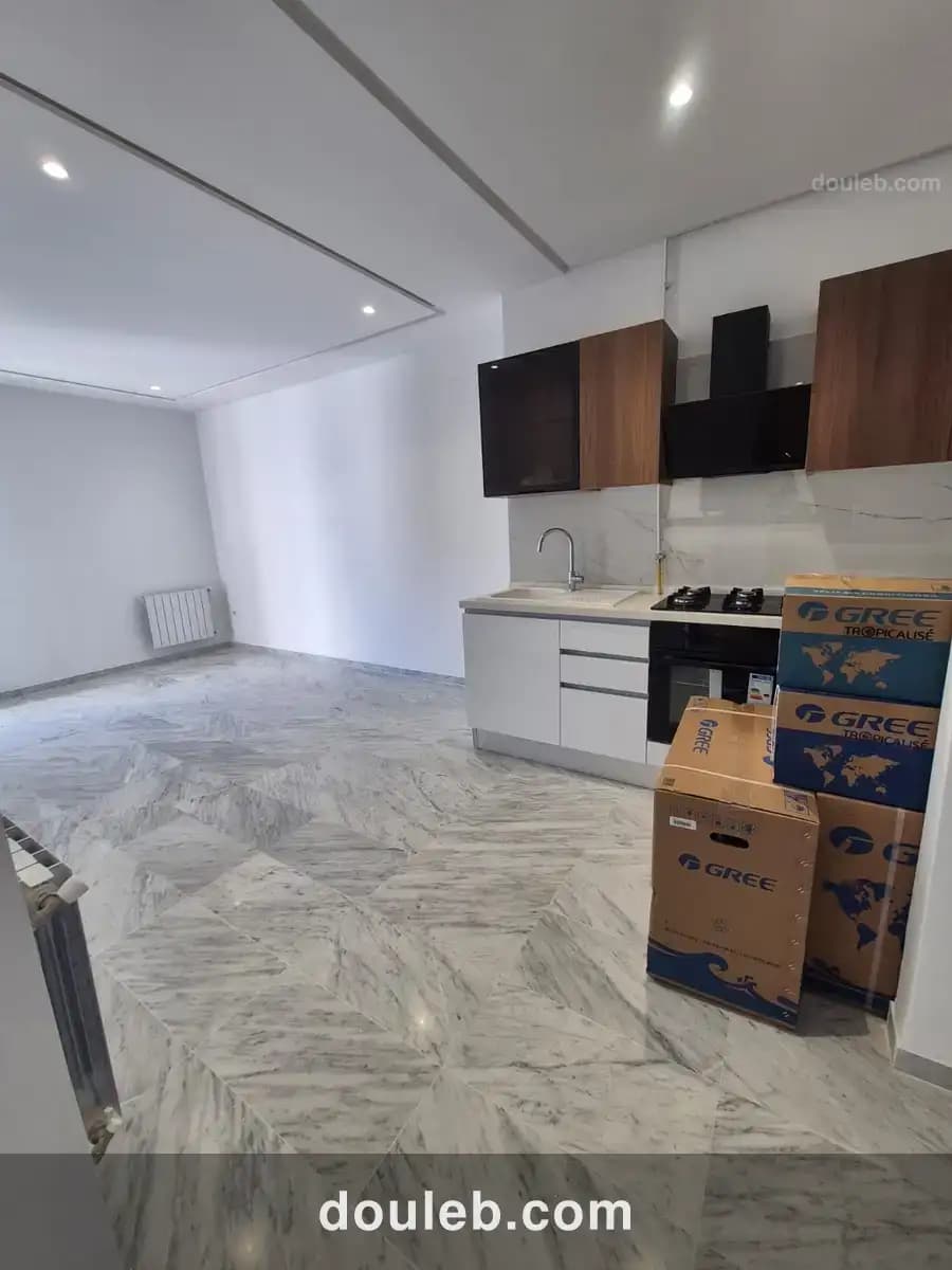 Appart s1 à la nouvelle soukra près la clinique à Tunis