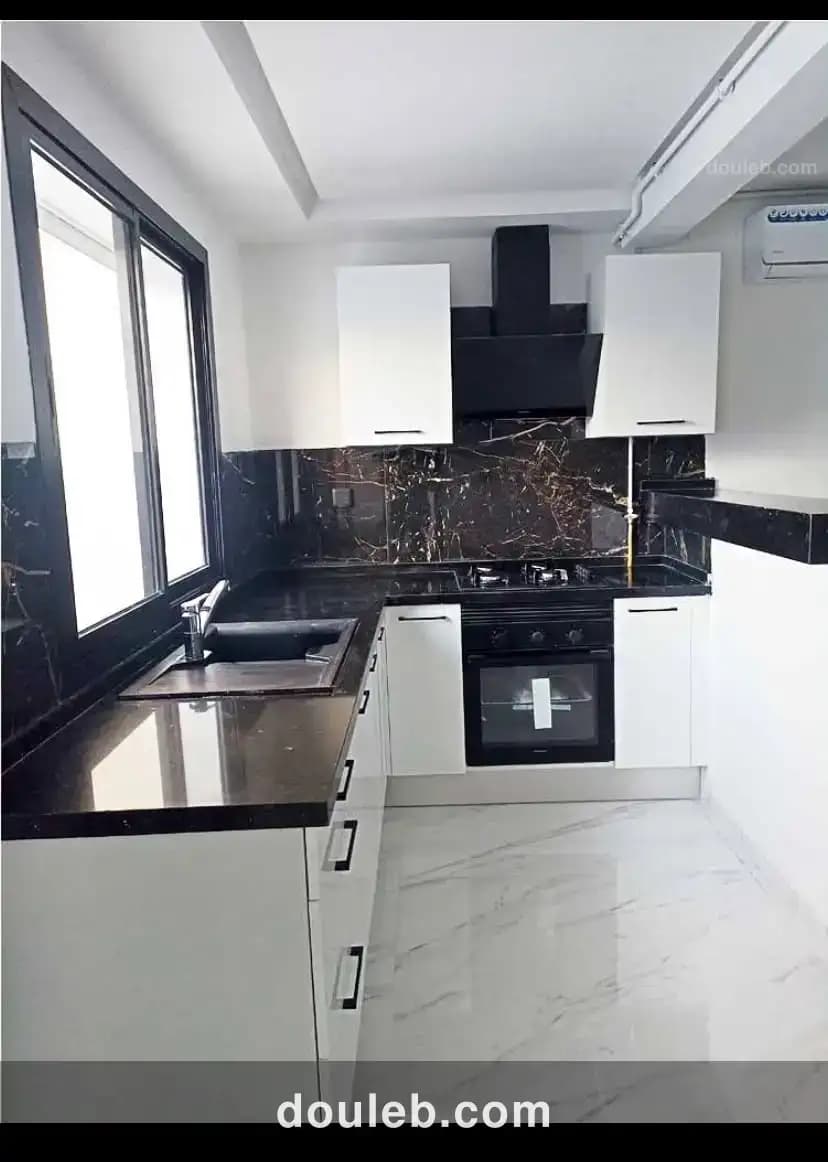 S plus 1 jamais habitée hst avec ppss à Tunis