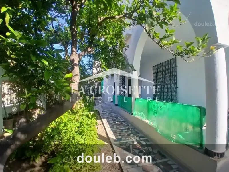 Rez de chaussée meublé en s3 à la marsa mrcl0302 à Tunis