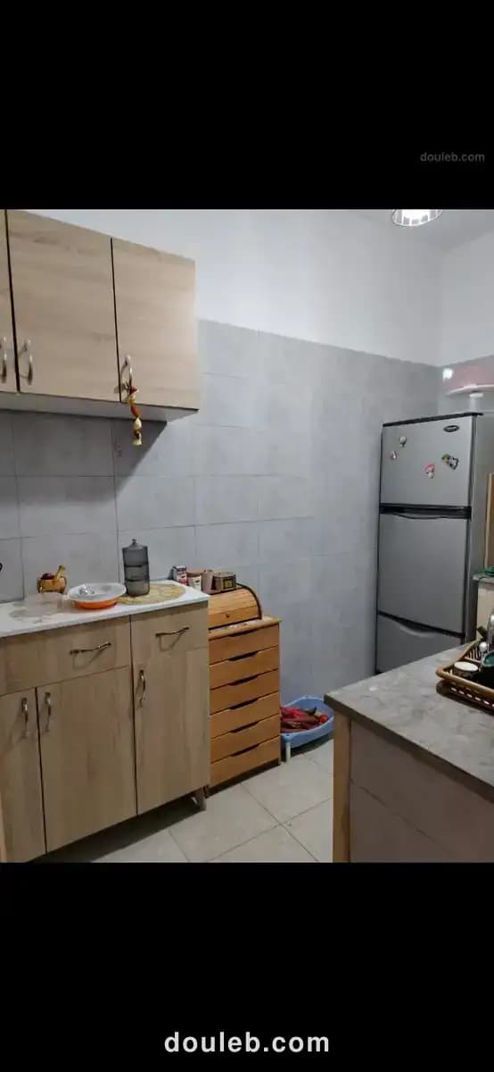 2 etg séparés city snit sur la route à Tunis