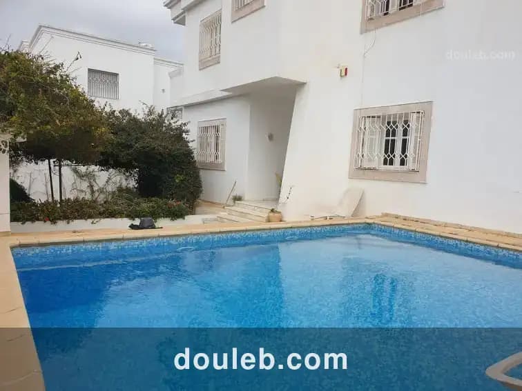 Villa cité les pins à Tunis