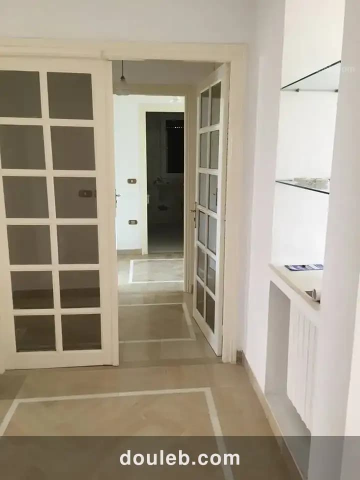 Appartement de quatre pièces à Tunis