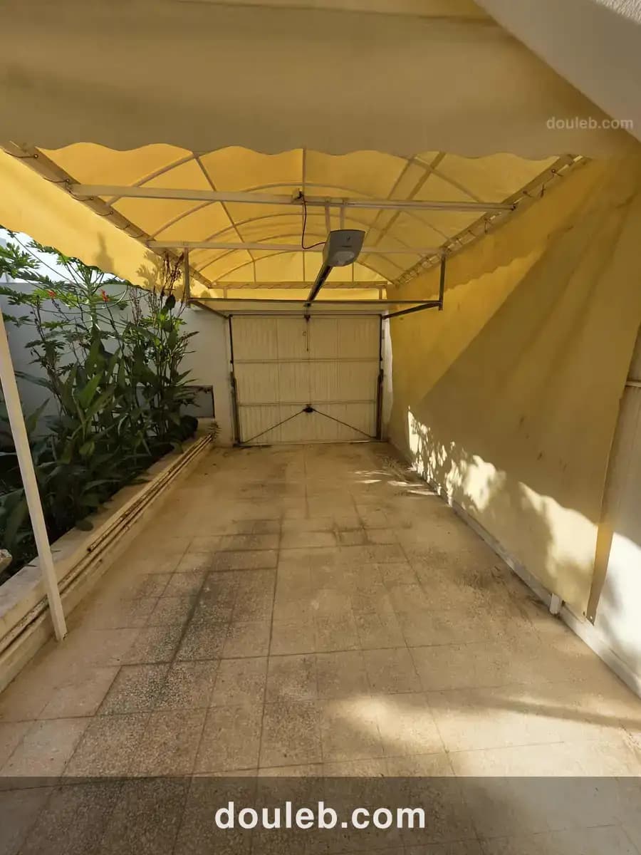 Maison de 4 pièces à Tunis