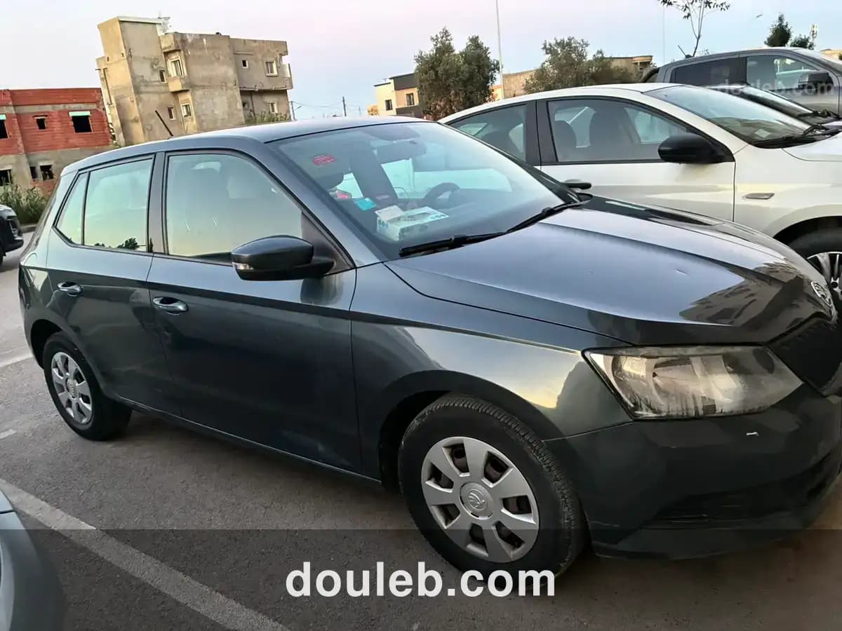 Skoda fabia à Tunis