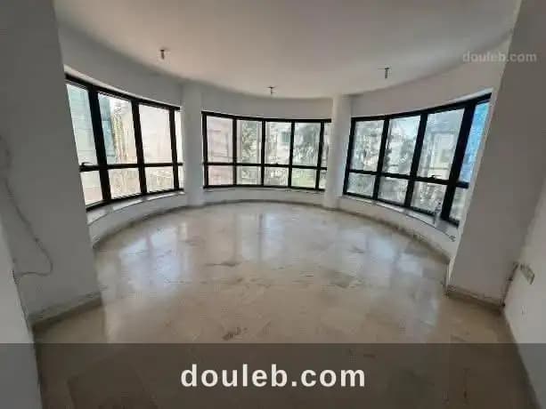 Bureau h5 1900d montplaisir à Tunis