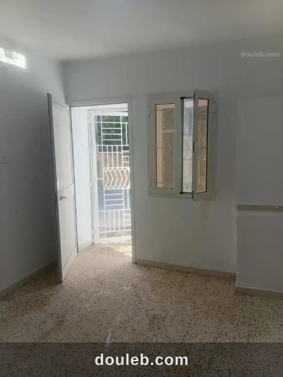 Studio indépendant au mourouj 2 à Ben Arous