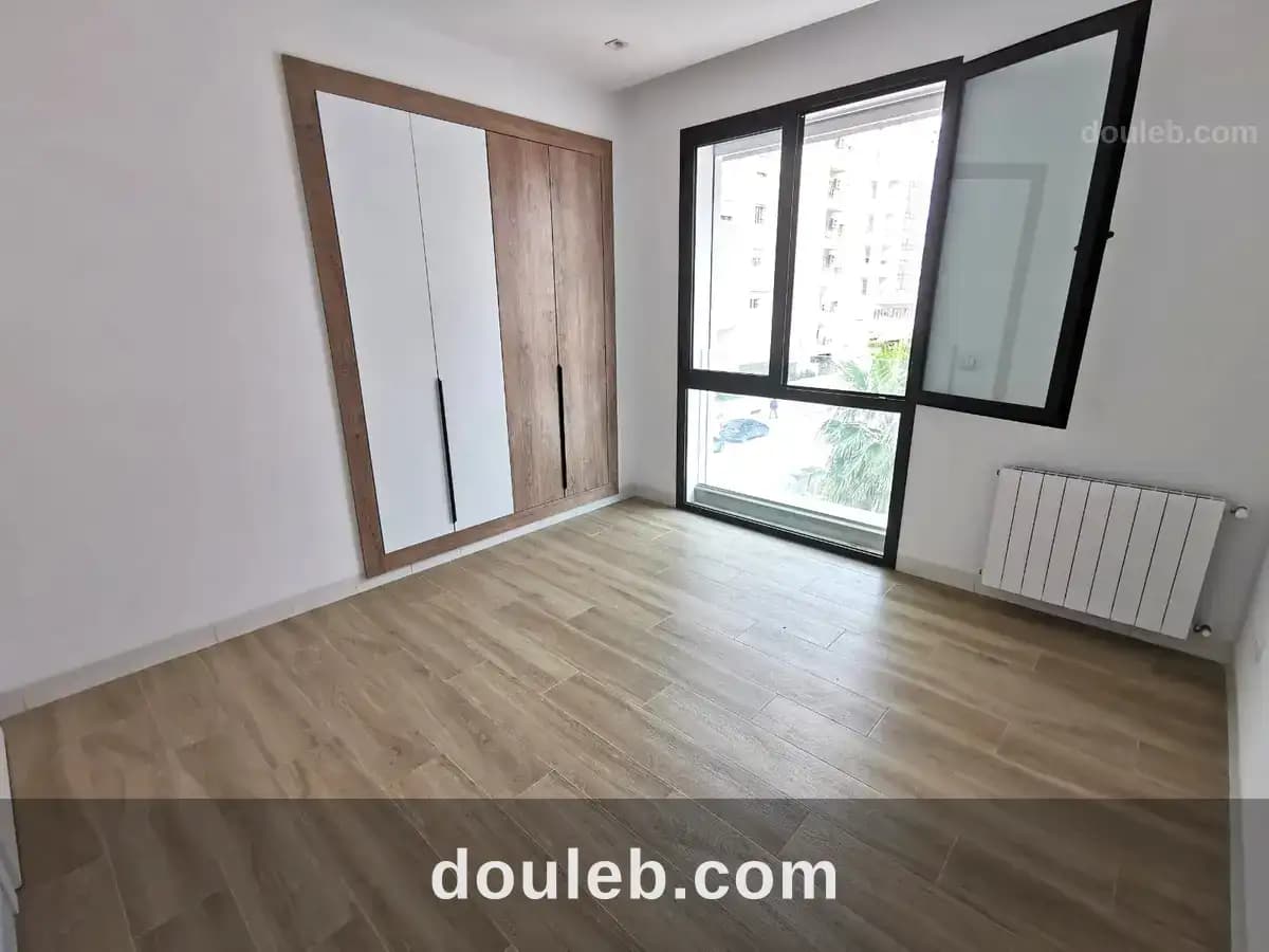 Un appartement s2 à ain zaghouan nord - Miniature 4