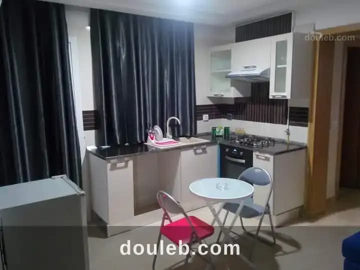 Studio s1 luxueux meublé pour courte durée 100dt - Miniature 2