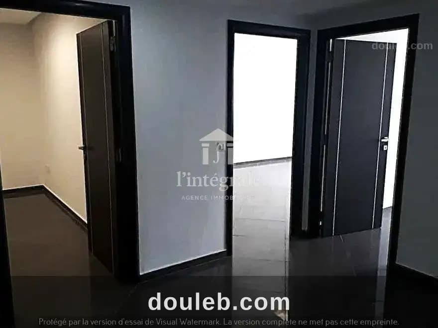 Bureau haut standing de 4 pièces à Tunis