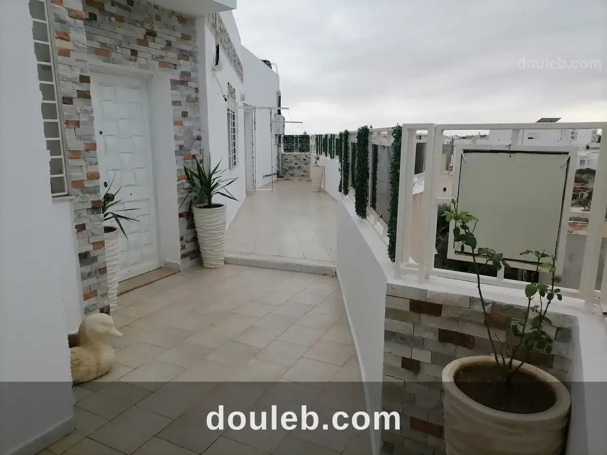 Appartement devant foyer skanes - Miniature 5